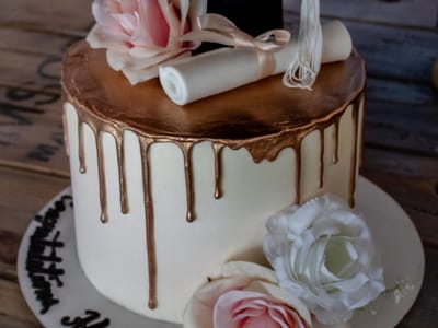 Delicioso Cupcakery and Coffee Shop