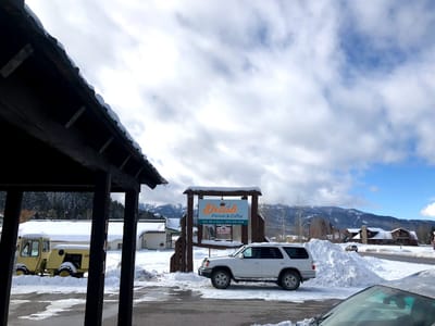 Delish Donuts & Coffee