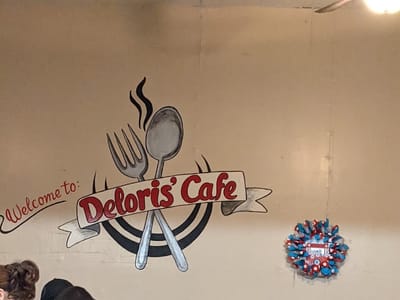 Deloris's Cafe