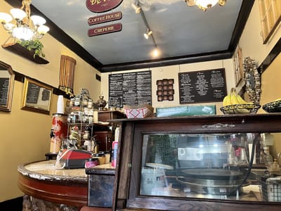 DeVille Coffee House & Crêperie
