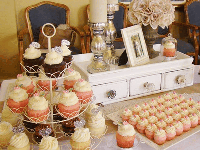 Diamond Dust Bakery & Coffee Shop