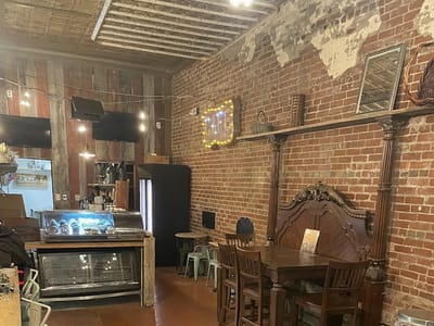 Dillinger's Coffeehouse