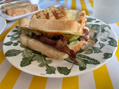 Dina’s Bakery Cafe