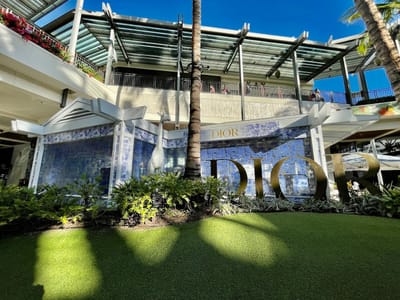 DIOR Café Ala Moana