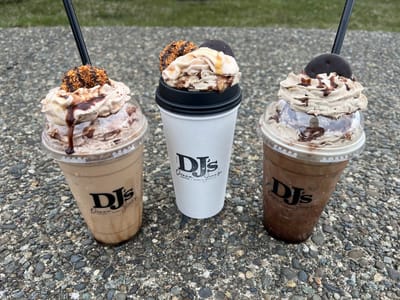 DJ's - Denna Jean's Coffee & Bubble Waffles
