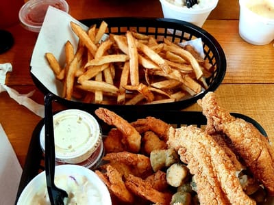 Dodson Roadside Cafe & Creamery - Operated by Louisiana Adult & Teen Challenge