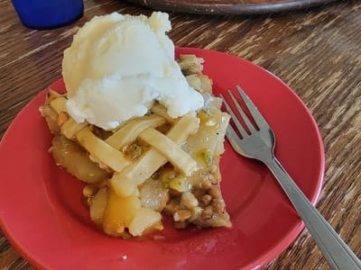 Does & Bucks Mobile Coffee & Cafe