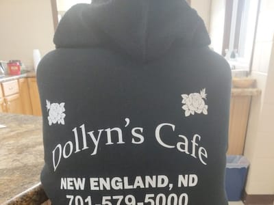 Dollyn's Cafe