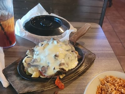 Dos Chiles Grandes Cafe