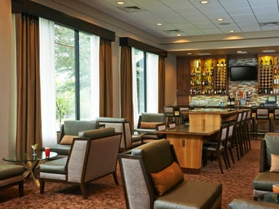 DoubleTree Lounge