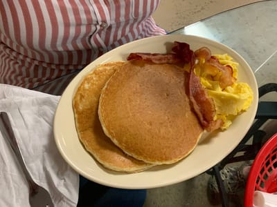 Douglass Corner Cafe