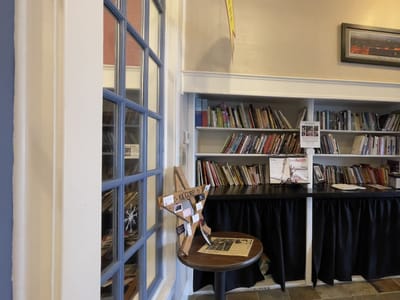 Downtown D'Lites Cafe