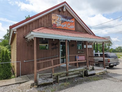 Dreamer Bagel Café