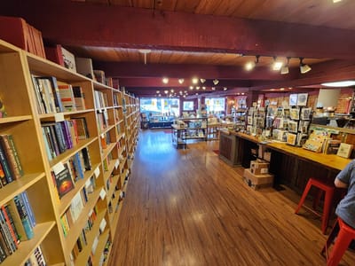 Dudley's Bookshop Cafe