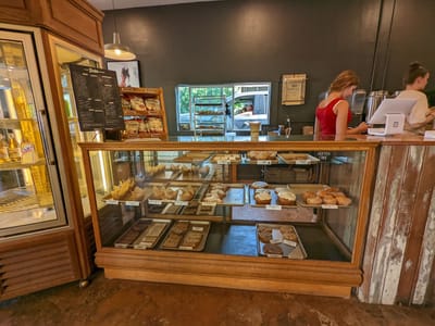 Duke's cafe and bakery