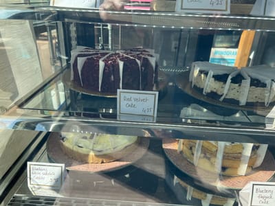 Dunbri's Dessert Café