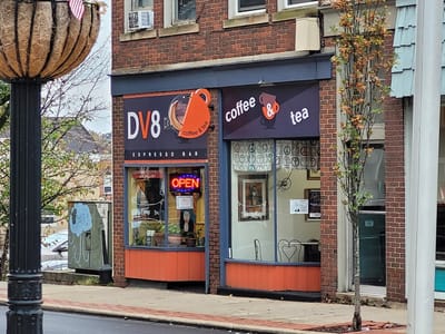 Dv8 Espresso Bar & Gallery