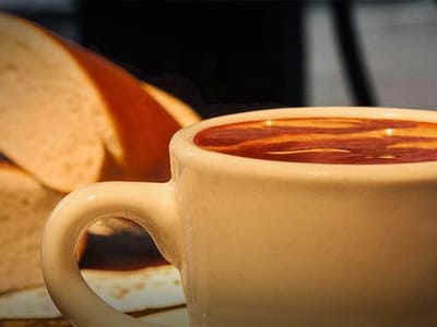 Dv8 Espresso Bar & Gallery