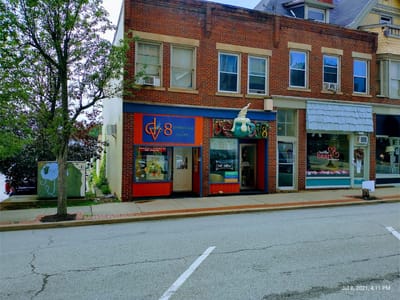 Dv8 Espresso Bar & Gallery