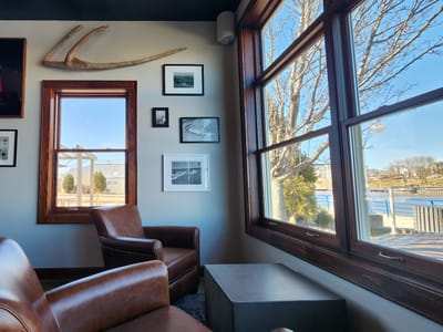 eb flo™ coffeehouse