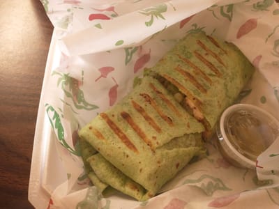 El Croissant Bistro & Cafe