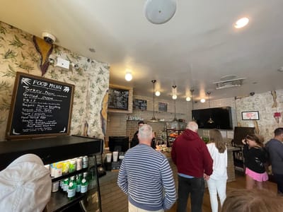 Elaine's Coffee Call