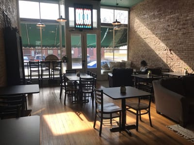 Eli's Coffee Shop - Metamora