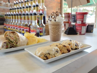 Eli's Coffee Shop - Metamora