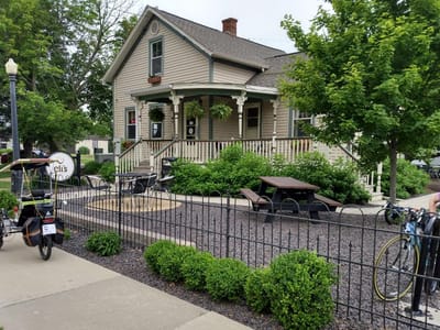 Eli's Coffee Shop - Morton