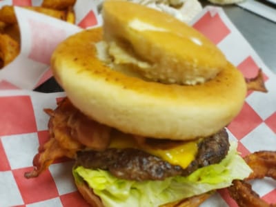 Elm Street Bakery & Rascals