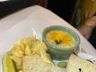 Emily's Tearoom & Bakery