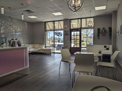 Emmy's Bubble Tea Lounge