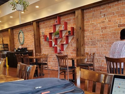 Eos Café & Coffee House