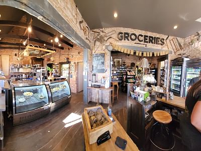 Esca-latte Restaurant