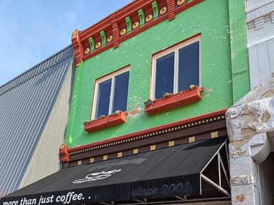 Espressions: Coffee & Community