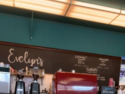 Evelyn's Coffee & Banh Mi