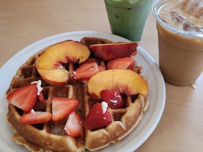 Evergreen - Coffee Shop + Boutique Hotel