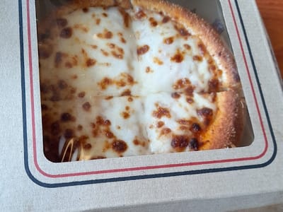 Explorers Cafe & Pizza Hut Express