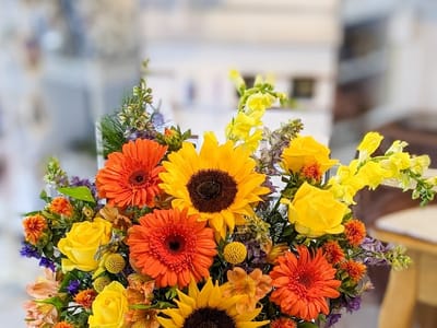 Expressions Floral, Bakery & Gifts