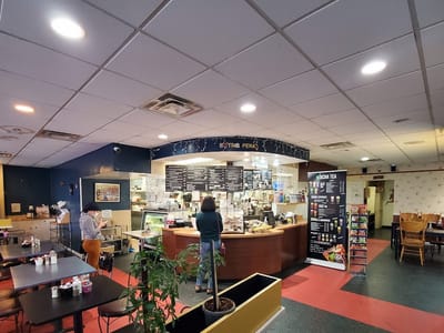 Extra Perks Coffee, Brunch & Bubble Tea