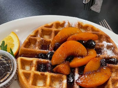 Extra Perks Coffee, Brunch & Bubble Tea