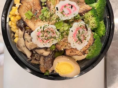 F&F Poke Bowl - Peach St.