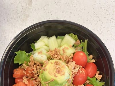 F&F Poke Bowl - W 12th St.