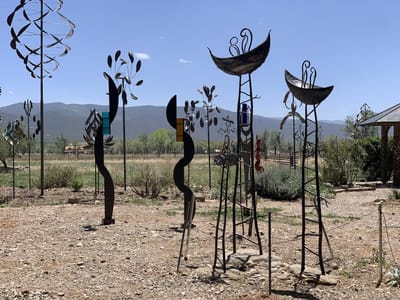 Farmhouse Cafe and Bakery