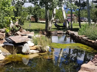 Farmhouse Cafe and Bakery