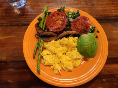 Farmhouse Cafe and Bakery