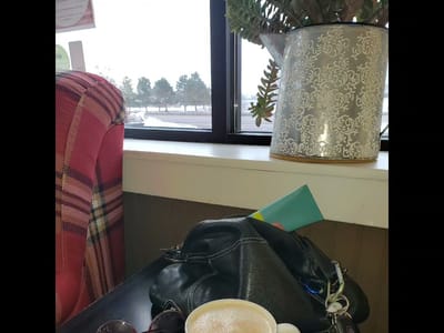 Farmhouse Coffee & Ice Cream