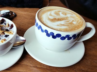 Farmhouse Coffee & Ice Cream