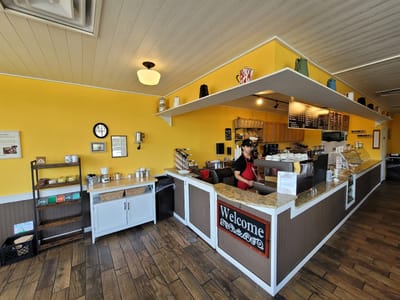 Farmhouse Coffee & Ice Cream