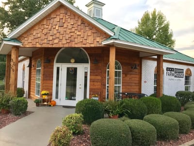 Farmhouse Market and Coffee